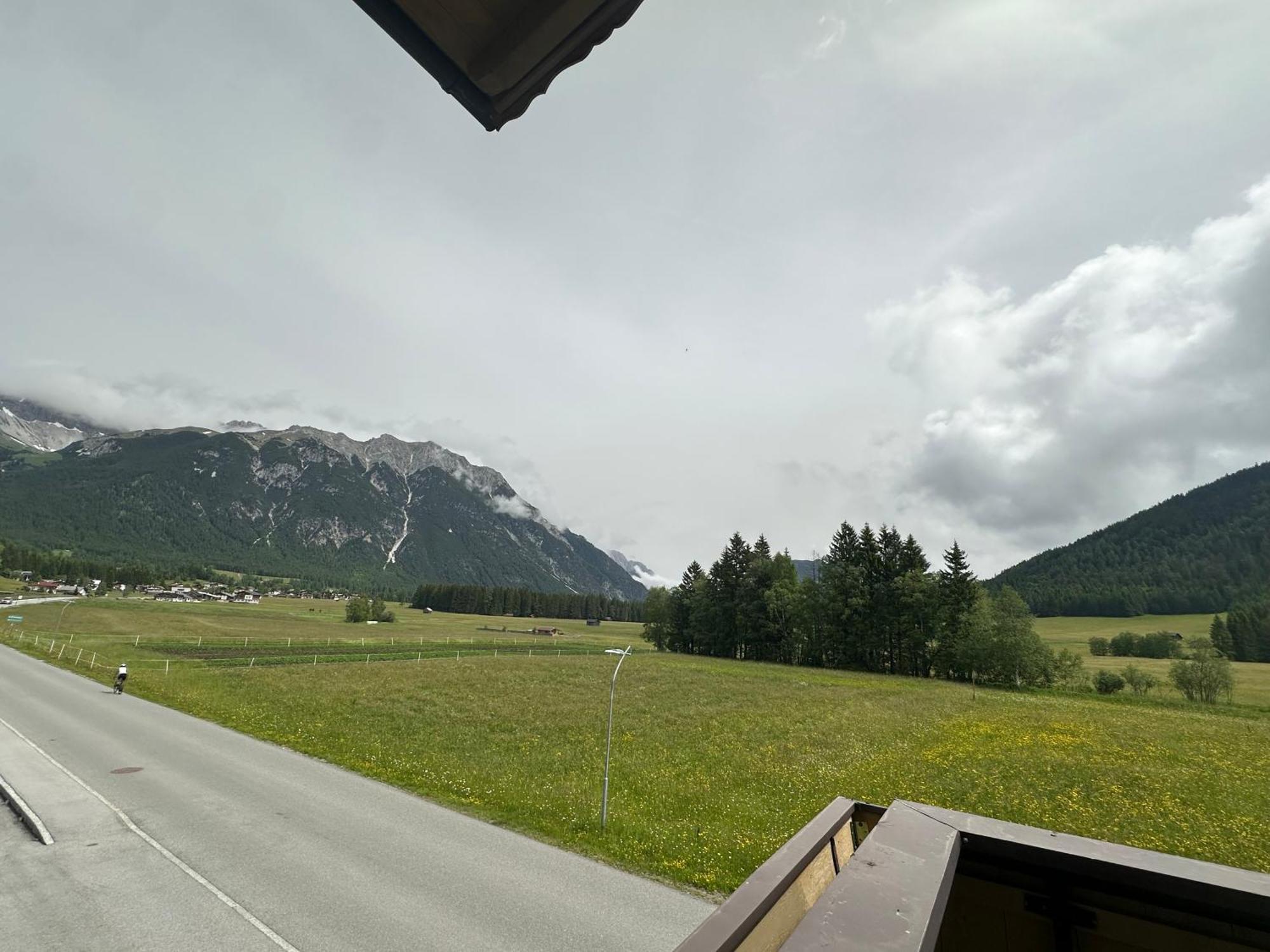 Apartamento Haus Am Waldrand Leutasch Exterior foto